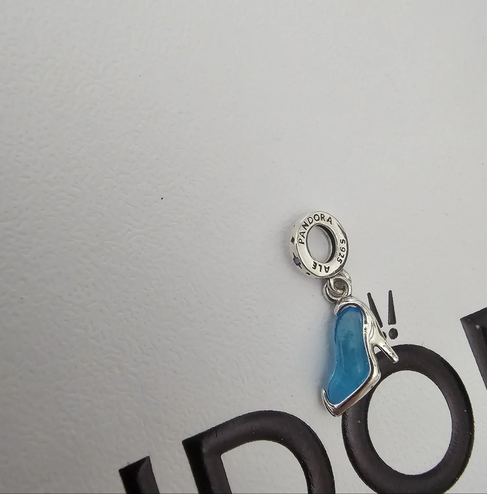 Pandora Cinderella's slipper charm - Picture 2 of 3